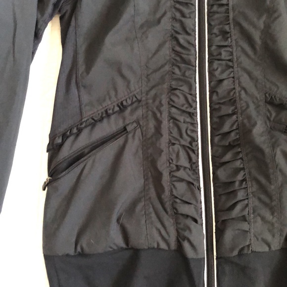 Lululemon zip up jacket - Picture 4 of 8